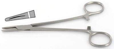 Crile-Wood Needle Holder – 15 cm